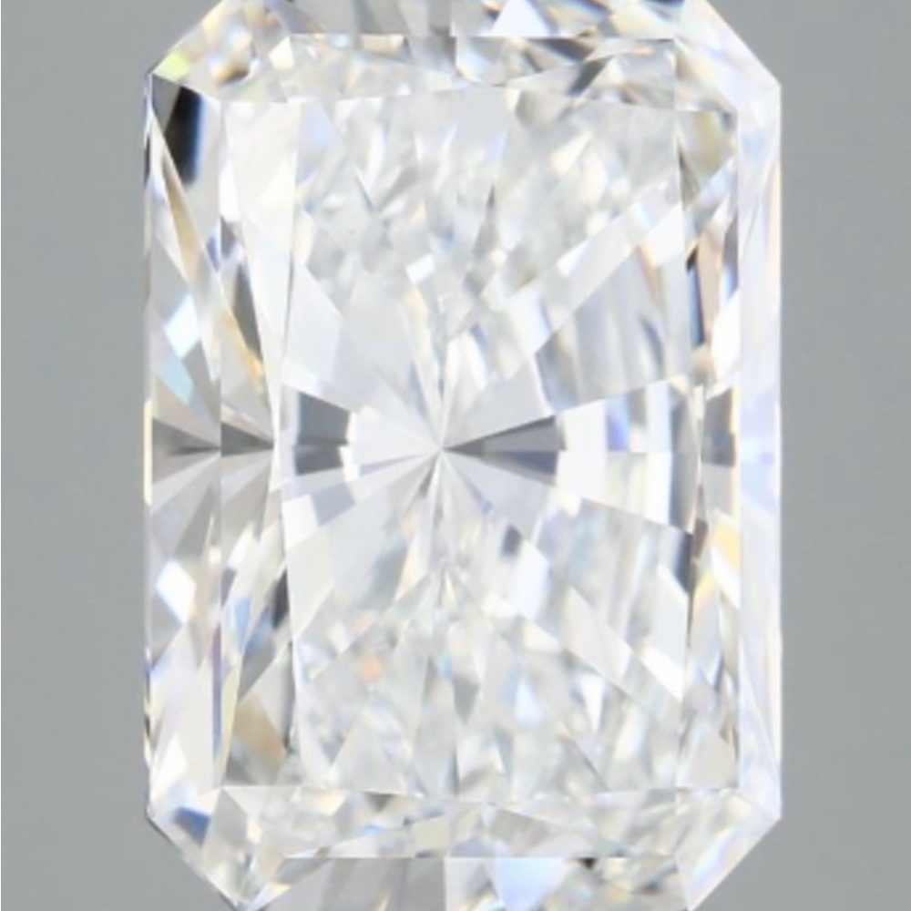 ✨ 5.14ct Radiant Lab Diamond ✨ (IGI certified) - Picture 3 of 6